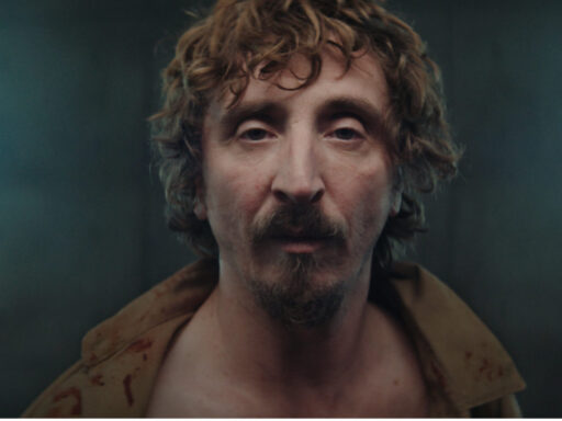 Cena de O Poço, filme de 2019 da Netflix (confira nosso final explicado)