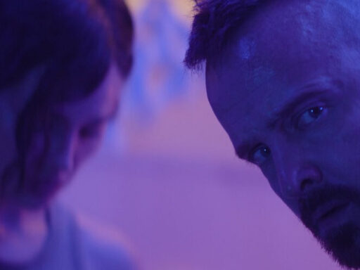 Ash: Thriller sci-fi com Eiza González e Aaron Paul ganha trailer