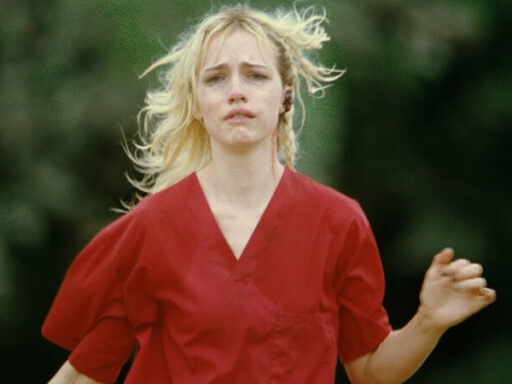 Desconhecidos (Strange Darling, 2024) - filme de JT Mollner ganha crítica e final explicado