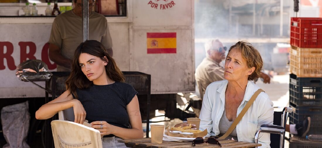 emma mackey e fiona shaw em hot milk