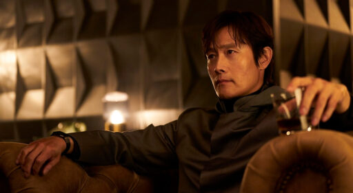 Front Man, o líder dos jogos (Lee Byung-hun), em Round 6