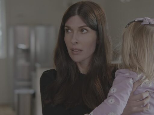As Mentiras do Meu Babá (Lies My Babysitter Told, 2024, EUA) estreia no Lifetime Movies