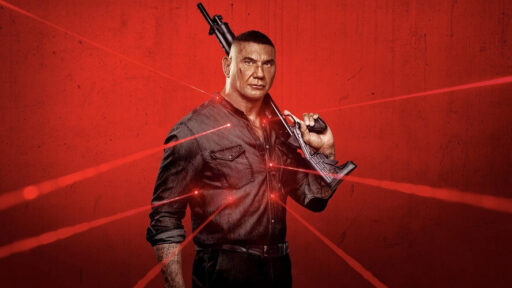 Dave Bautista no filme Jogo de assassinos