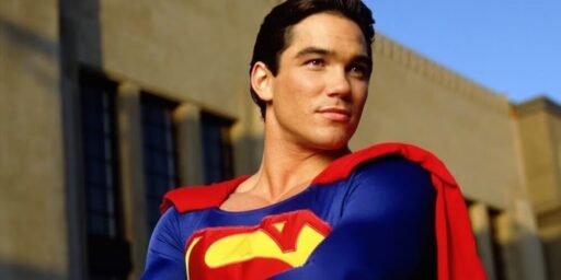 Dean Cain, da série 'Lois & Clark', achou ruim Superman "imigrante" de James Gunn