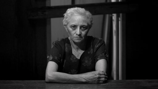 A Praia do Fim do Mundo: filme de Petrus Cariry com Marcélia Cartaxo ganha data de estreia nos cinemas