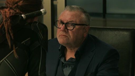 Ray Winstone detestou fazer as refilmagens de Viúva Negra