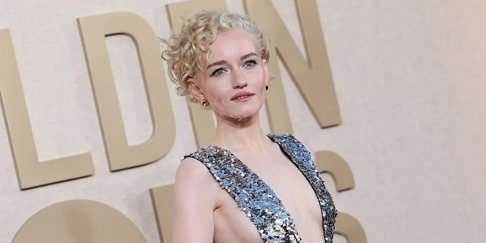 Julia Garner