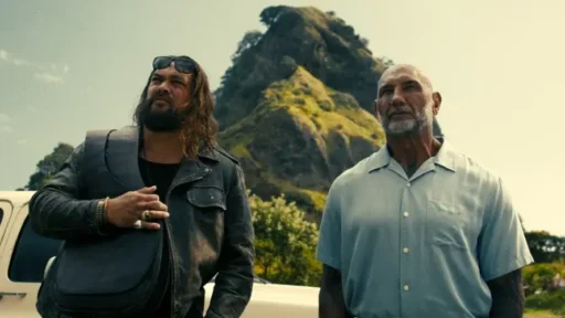 Dupla Perigosa (2026) FINAL EXPLICADO do Filme com Jason Momoa e Dave Bautista do Prime Video