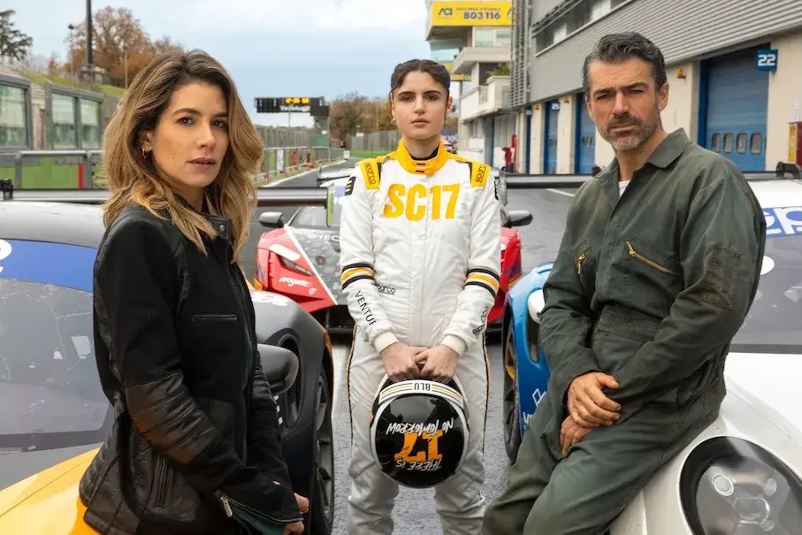 Motorvalley (2026) FINAL EXPLICADO da série italiana da Netflix