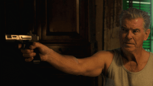 Final Explicado de Charlie em Ação, filme com Pierce Brosnan na Netflix