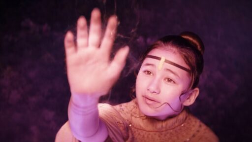 Kaylee Hottle, atriz de Godzilla e Kong, morre aos 18 anos em acidente