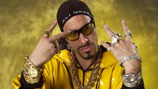 Ali G: Who Iz I é o novo filme de Sacha Baron Cohen