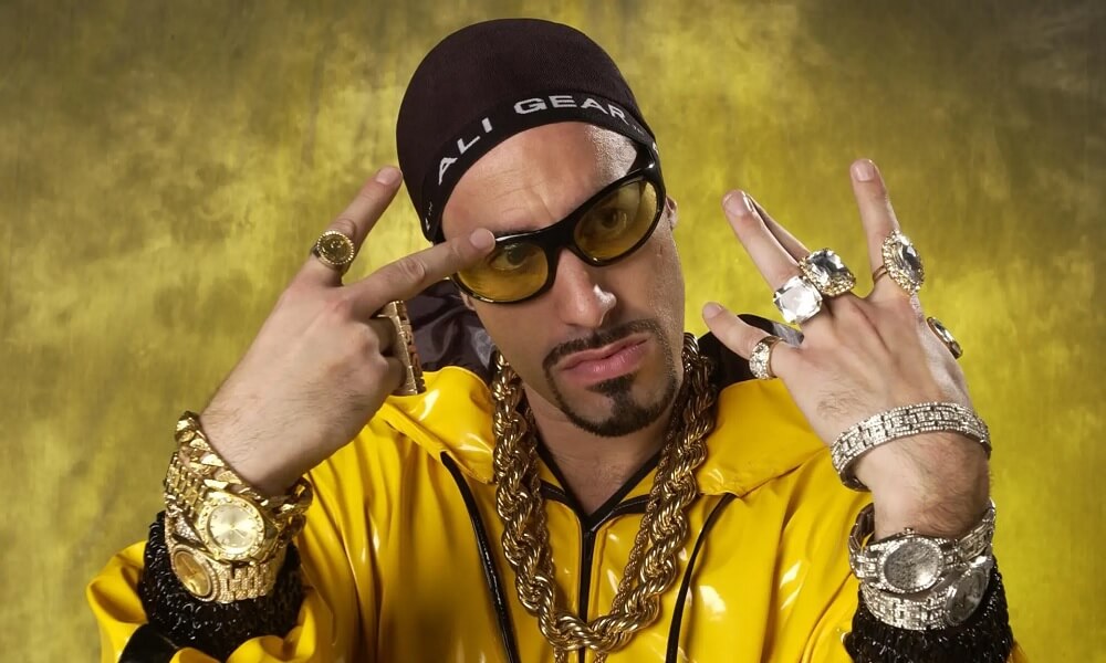 Ali G: Who Iz I é o novo filme de Sacha Baron Cohen